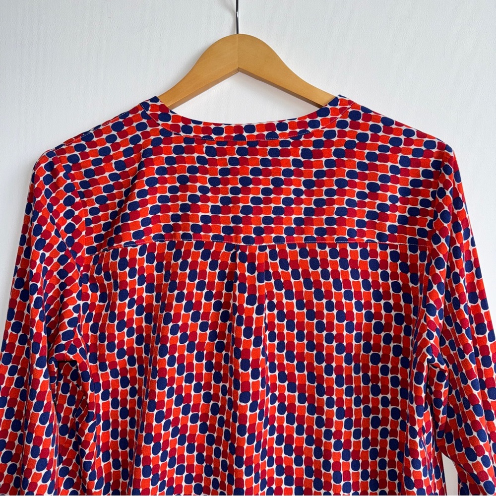 Talbots Long Sleeve Blouse Medium - Dopamine Dressing Geometric Red Blue Orange - Picture 7 of 12
